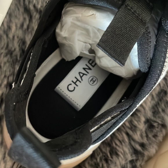(SOLD)Chanel classic sport shoes/size39 - Picture 4 of 4